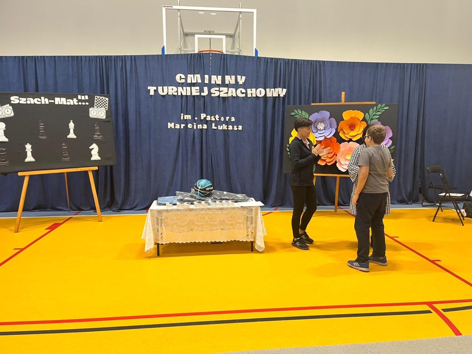 Zdjęcie w galerii na portalu naszwodzislaw.com: Szachowa tradycja w Skrbeńsku. Gminny turniej im. Pastora Marcina Lukasa wiadomości z regionu