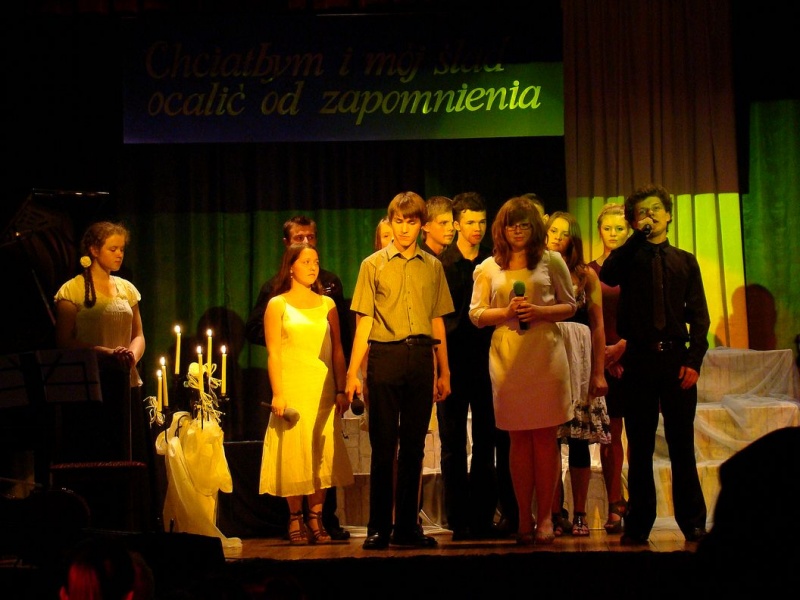 Zdjęcie w galerii na portalu naszwodzislaw.com: Dzisiaj matury bym nie zdał wiadomości z regionu