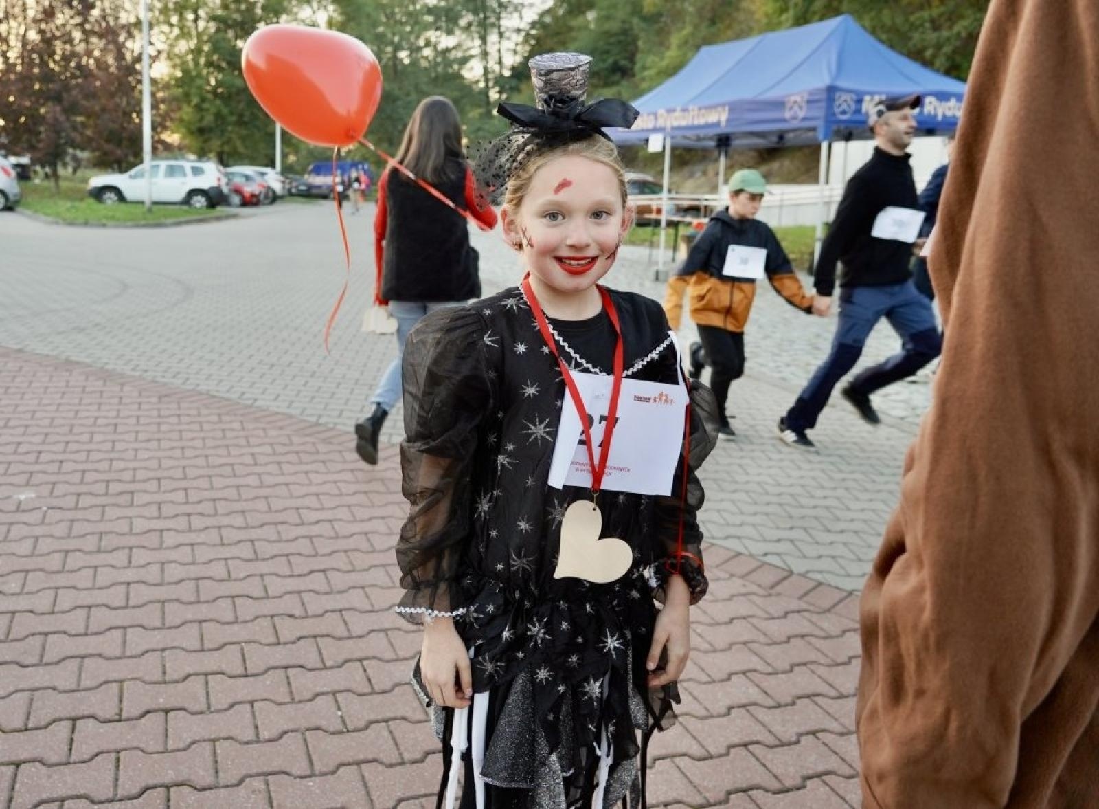 Zdjęcie w galerii na portalu naszwodzislaw.com: XIII Rodzinny Bieg Zakochanych przeszedł do historii [FOTO] wiadomości z regionu
