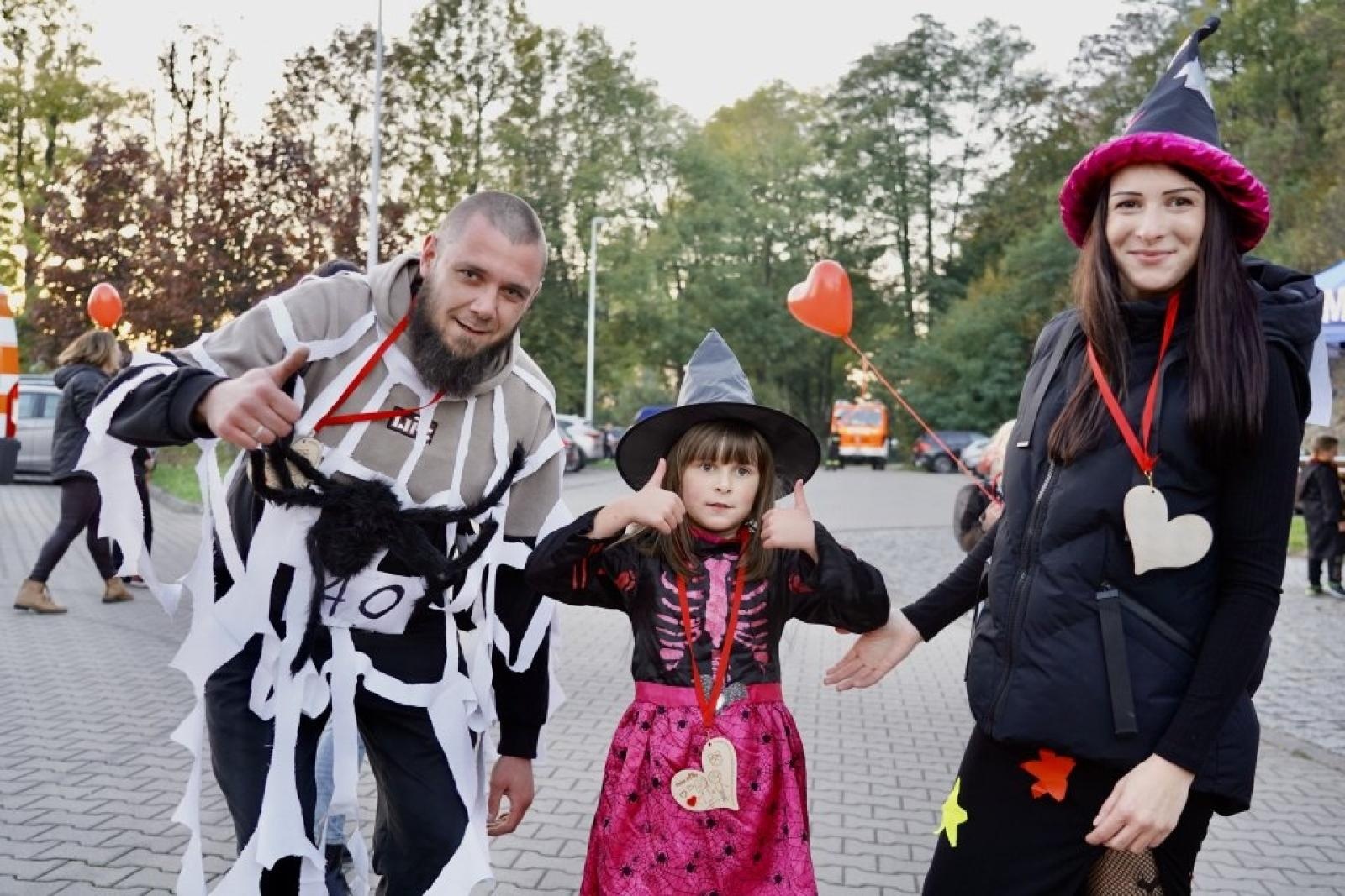 Zdjęcie w galerii na portalu naszwodzislaw.com: XIII Rodzinny Bieg Zakochanych przeszedł do historii [FOTO] wiadomości z regionu