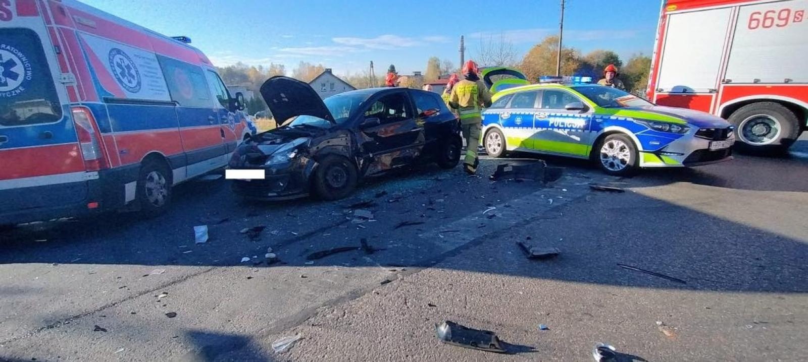 Zdjęcie w galerii na portalu naszwodzislaw.com: Groźne zdarzenie w Radlinie. Kobieta zasłabła za kierownicą wiadomości z regionu