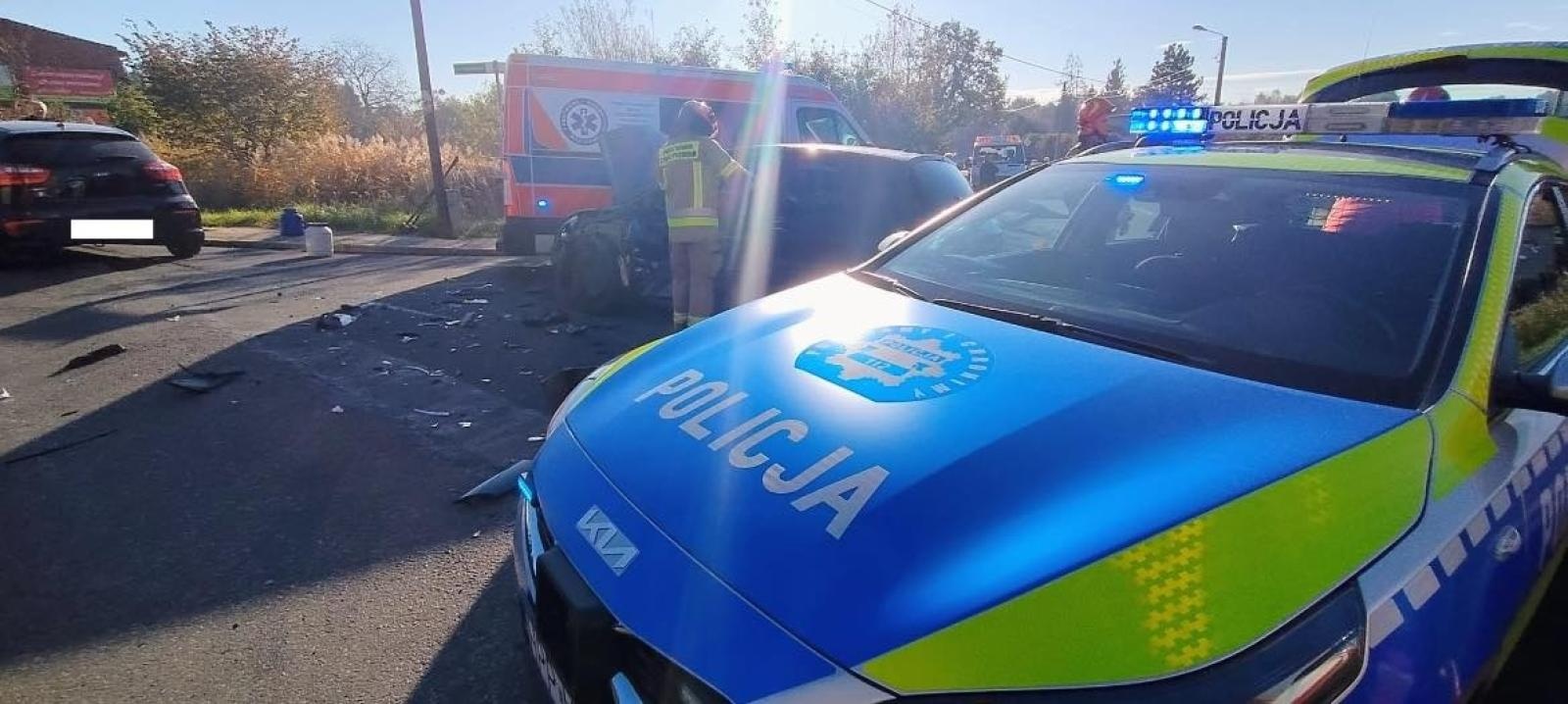 Zdjęcie w galerii na portalu naszwodzislaw.com: Groźne zdarzenie w Radlinie. Kobieta zasłabła za kierownicą wiadomości z regionu