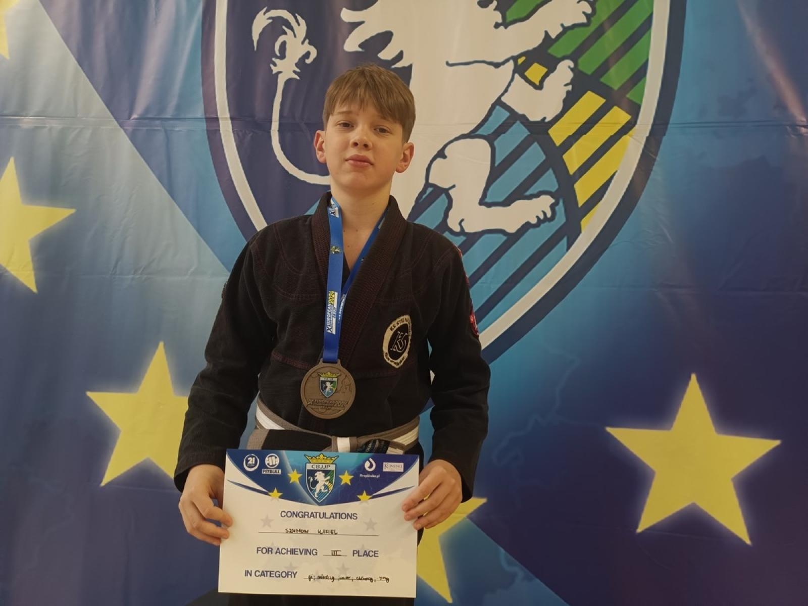 Zdjęcie w galerii na portalu naszwodzislaw.com: Worek medali zawodników KS Stein Academy z Rydułtów na mistrzostwach Europy wiadomości z regionu