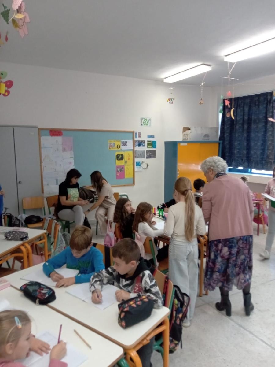 Zdjęcie w galerii na portalu naszwodzislaw.com: Nauczyciele wodzisławskiej Piętnastki z wizytą w Grecji wiadomości z regionu