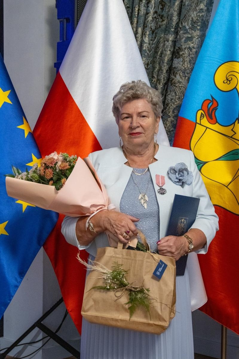 Zdjęcie w galerii na portalu naszwodzislaw.com: Jubilaci świętowali złote gody w Pałacu Dietrichsteinów [FOTO] wiadomości z regionu