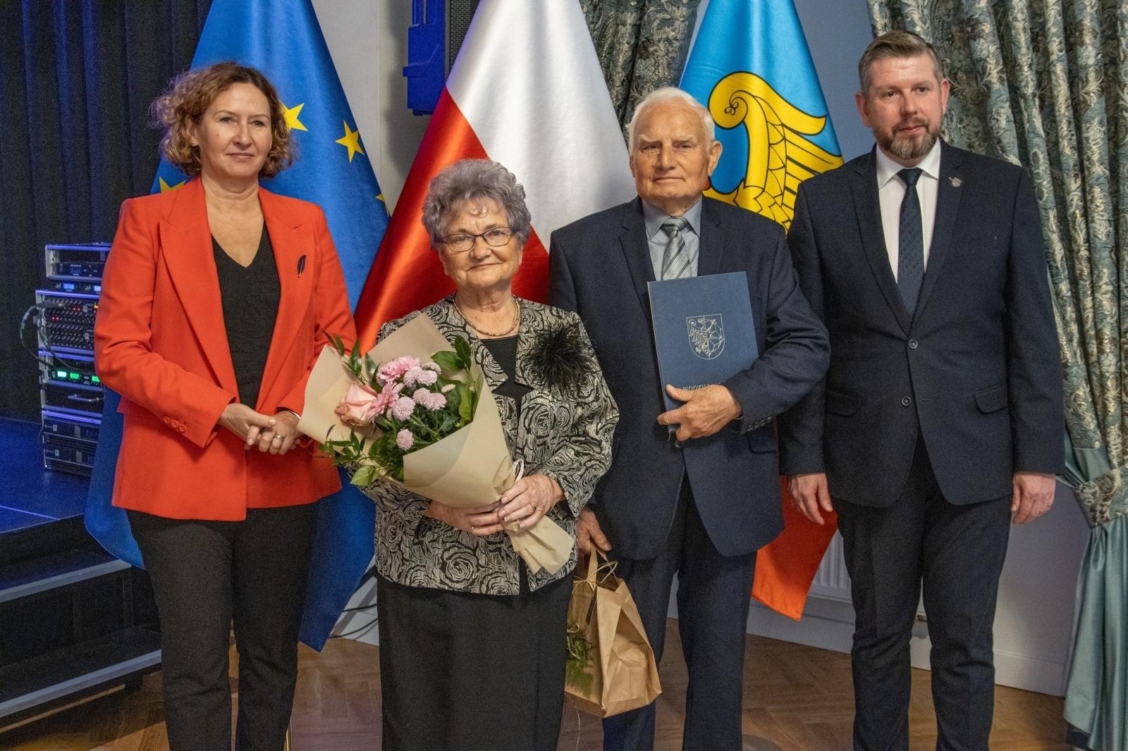 Zdjęcie w galerii na portalu naszwodzislaw.com: Diamentowe i szmaragdowe gody w Wodzisławiu Śląskim [FOTO] wiadomości z regionu