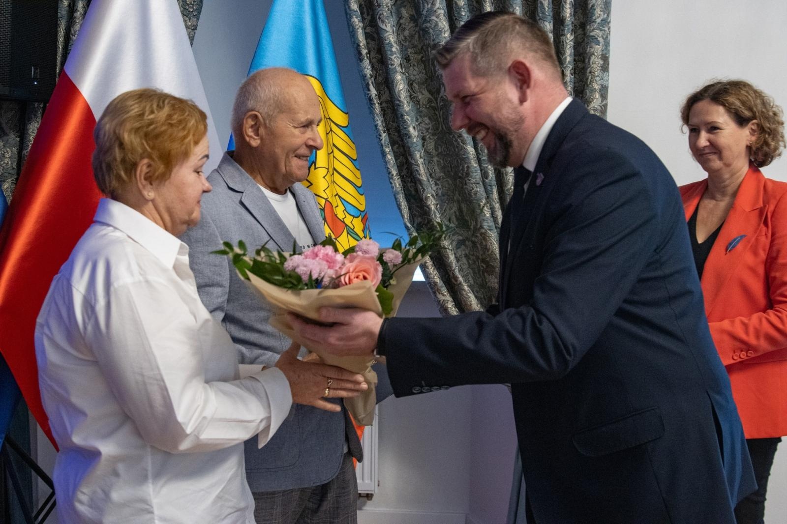 Zdjęcie w galerii na portalu naszwodzislaw.com: Diamentowe i szmaragdowe gody w Wodzisławiu Śląskim [FOTO] wiadomości z regionu