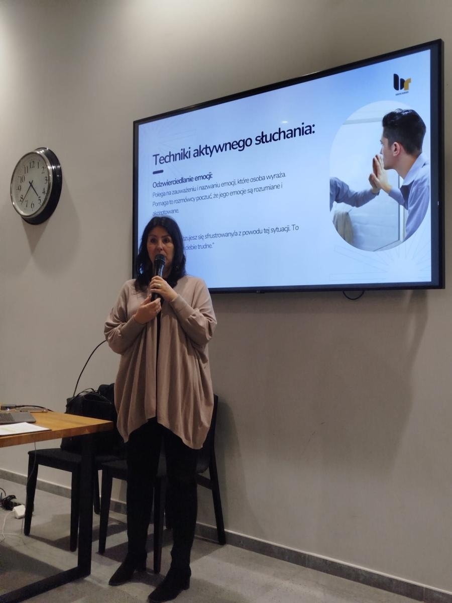 Zdjęcie w galerii na portalu naszwodzislaw.com: Jak być wsparciem dla bliskich? Za nami wykład dla seniorów wiadomości z regionu