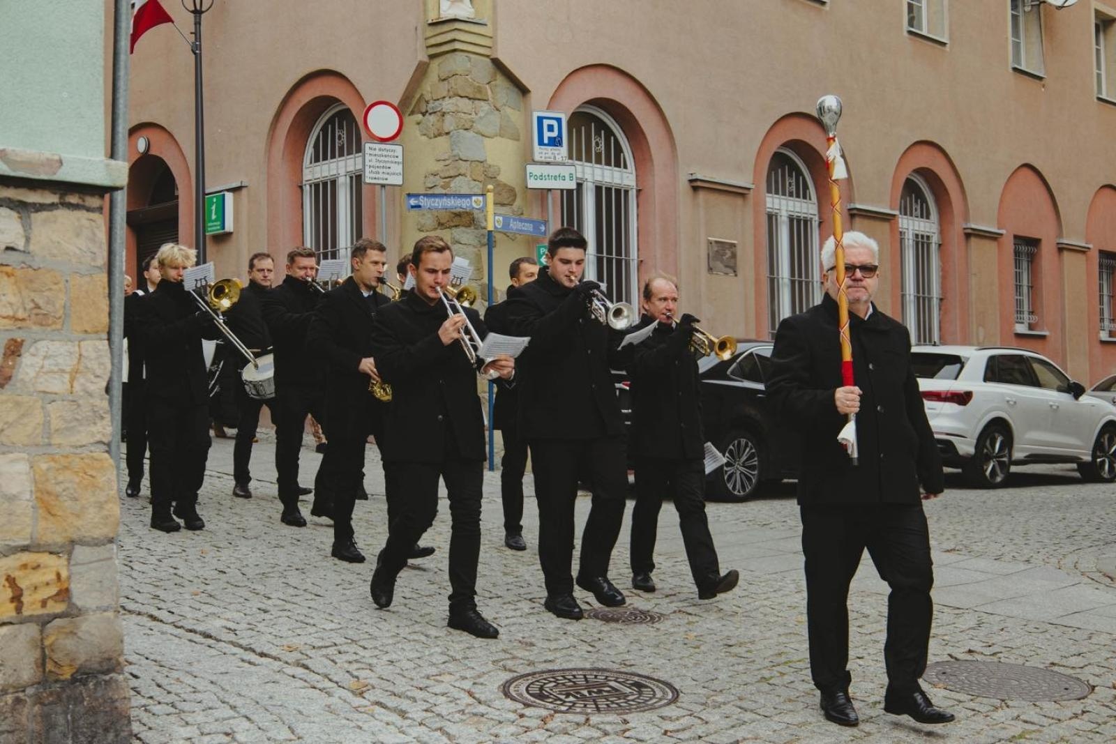 Zdjęcie w galerii na portalu naszwodzislaw.com: Miejskie obchody Święta Niepodległości w Wodzisławiu Śląskim [FOTO i WIDEO] wiadomości z regionu