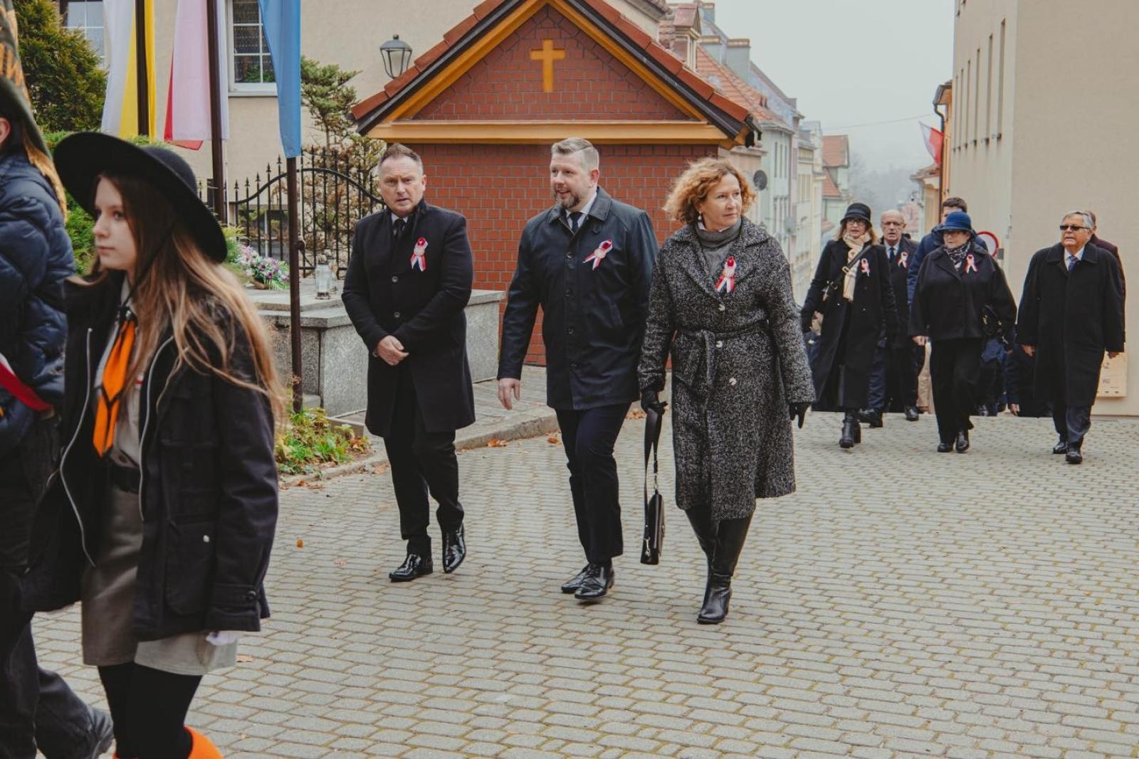 Zdjęcie w galerii na portalu naszwodzislaw.com: Miejskie obchody Święta Niepodległości w Wodzisławiu Śląskim [FOTO i WIDEO] wiadomości z regionu