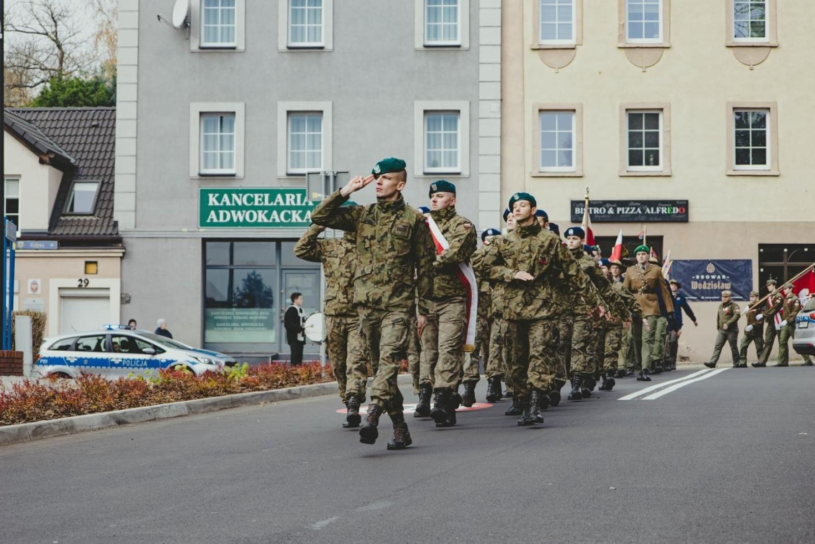Zdjęcie w galerii na portalu naszwodzislaw.com: Miejskie obchody Święta Niepodległości w Wodzisławiu Śląskim [FOTO i WIDEO] wiadomości z regionu