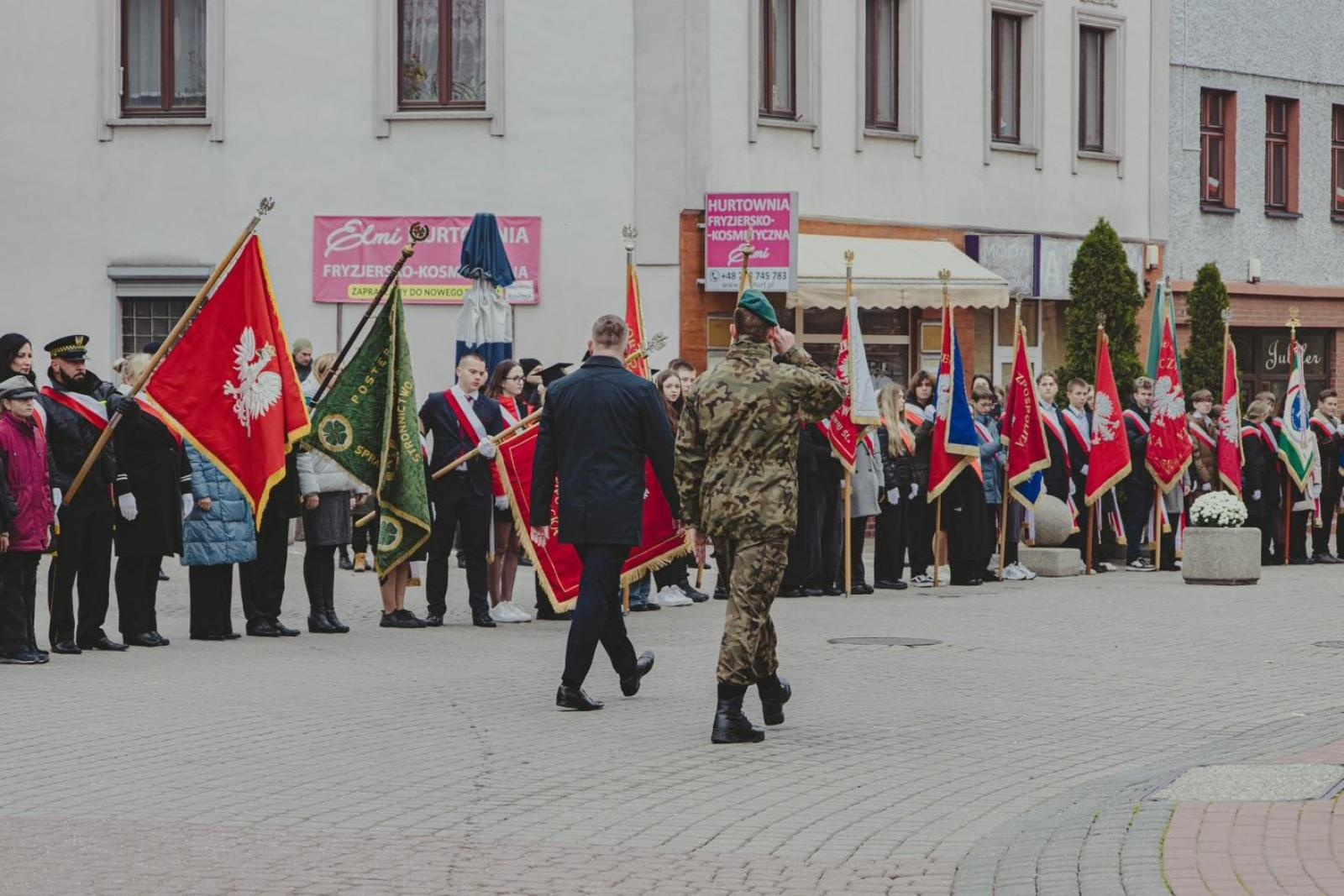 Zdjęcie w galerii na portalu naszwodzislaw.com: Miejskie obchody Święta Niepodległości w Wodzisławiu Śląskim [FOTO i WIDEO] wiadomości z regionu