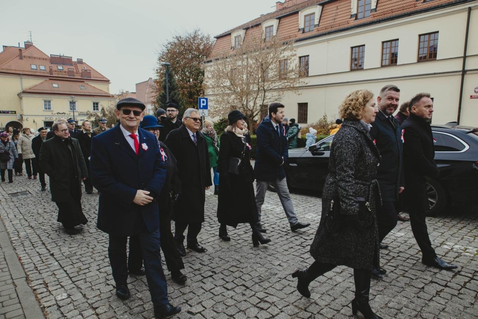 Zdjęcie w galerii na portalu naszwodzislaw.com: Miejskie obchody Święta Niepodległości w Wodzisławiu Śląskim [FOTO i WIDEO] wiadomości z regionu