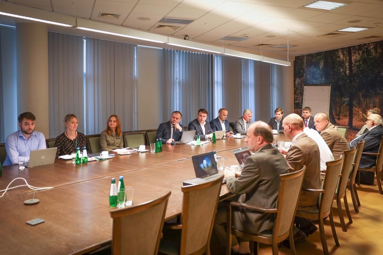 Zdjęcie w galerii na portalu naszwodzislaw.com: Lasy Państwowe transparentnie przed gminami i województwami wiadomości z regionu