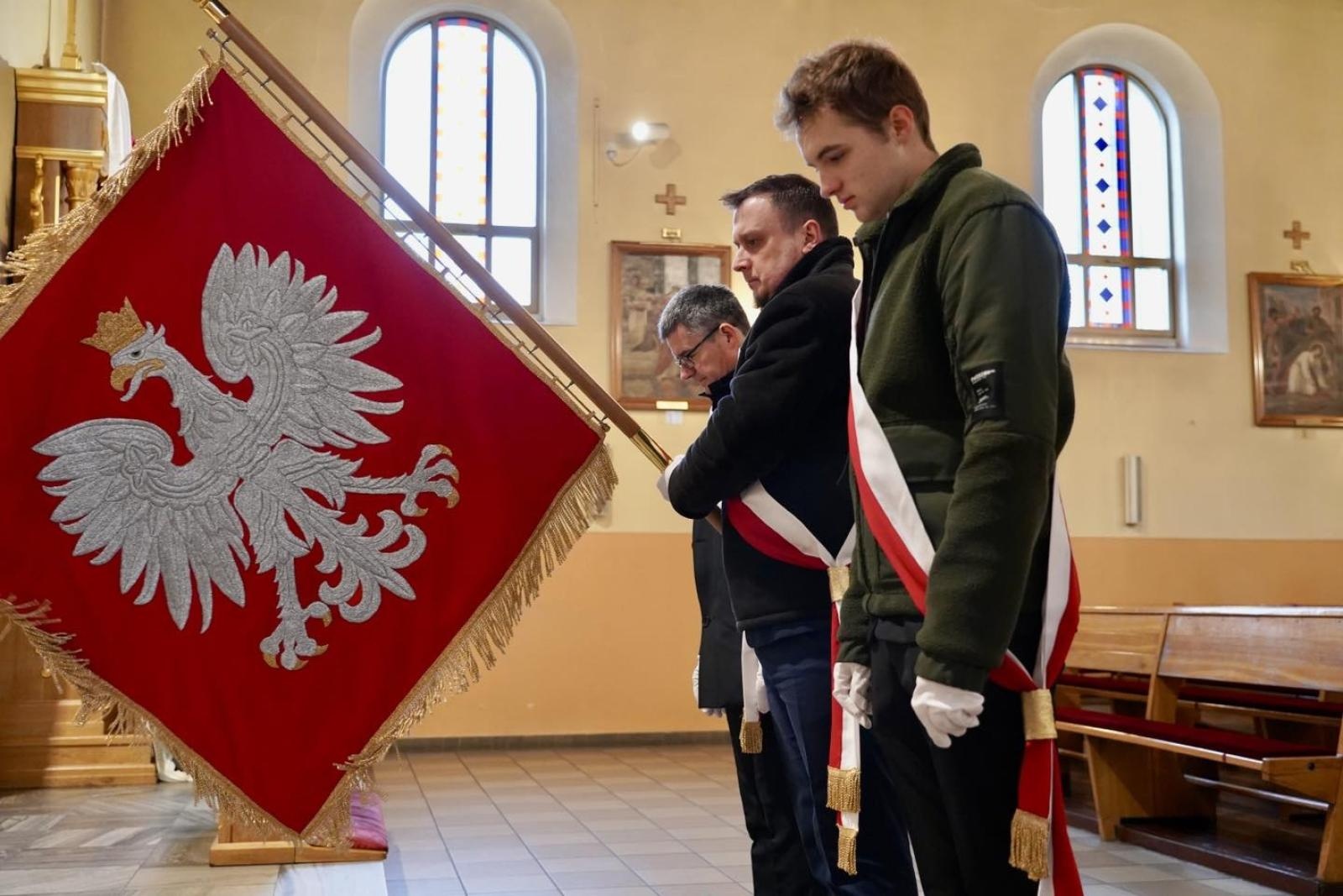 Zdjęcie w galerii na portalu naszwodzislaw.com: Dzień zadumy i pamięci. Obchody Święta Niepodległości w Rydułtowach [FOTO] wiadomości z regionu