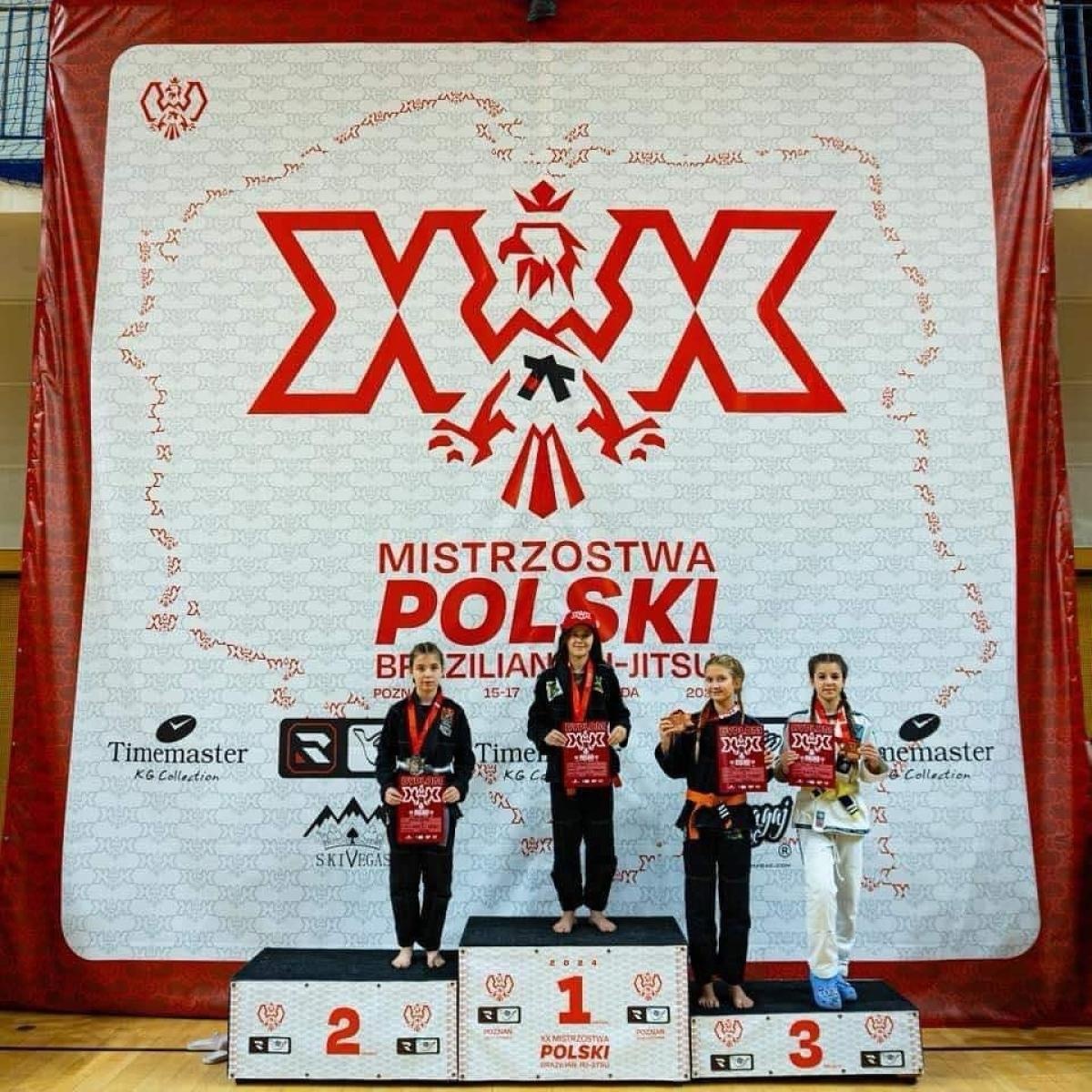 Zdjęcie w galerii na portalu naszwodzislaw.com: Ogromny sukces zawodników Akademii Top Team na mistrzostwach Polski w Ju Jitsu wiadomości z regionu