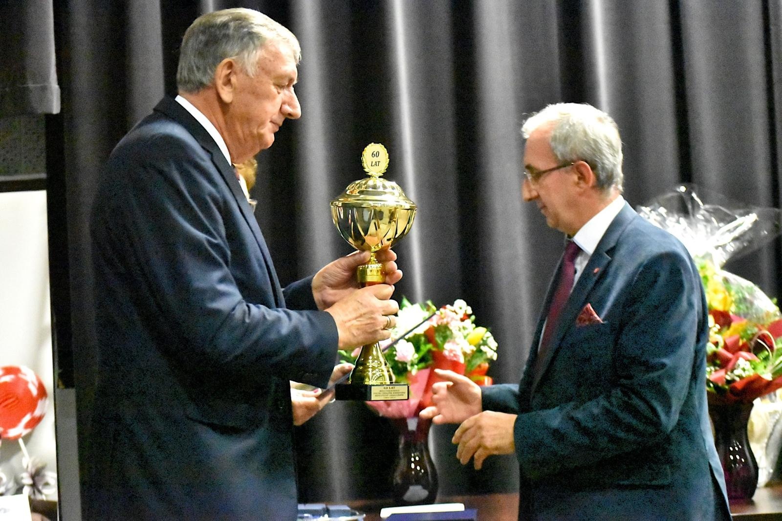 Zdjęcie w galerii na portalu naszwodzislaw.com: Koło emerytów, rencistów i inwalidów z Gołkowic świętowało jubileusz 60-lecia wiadomości z regionu