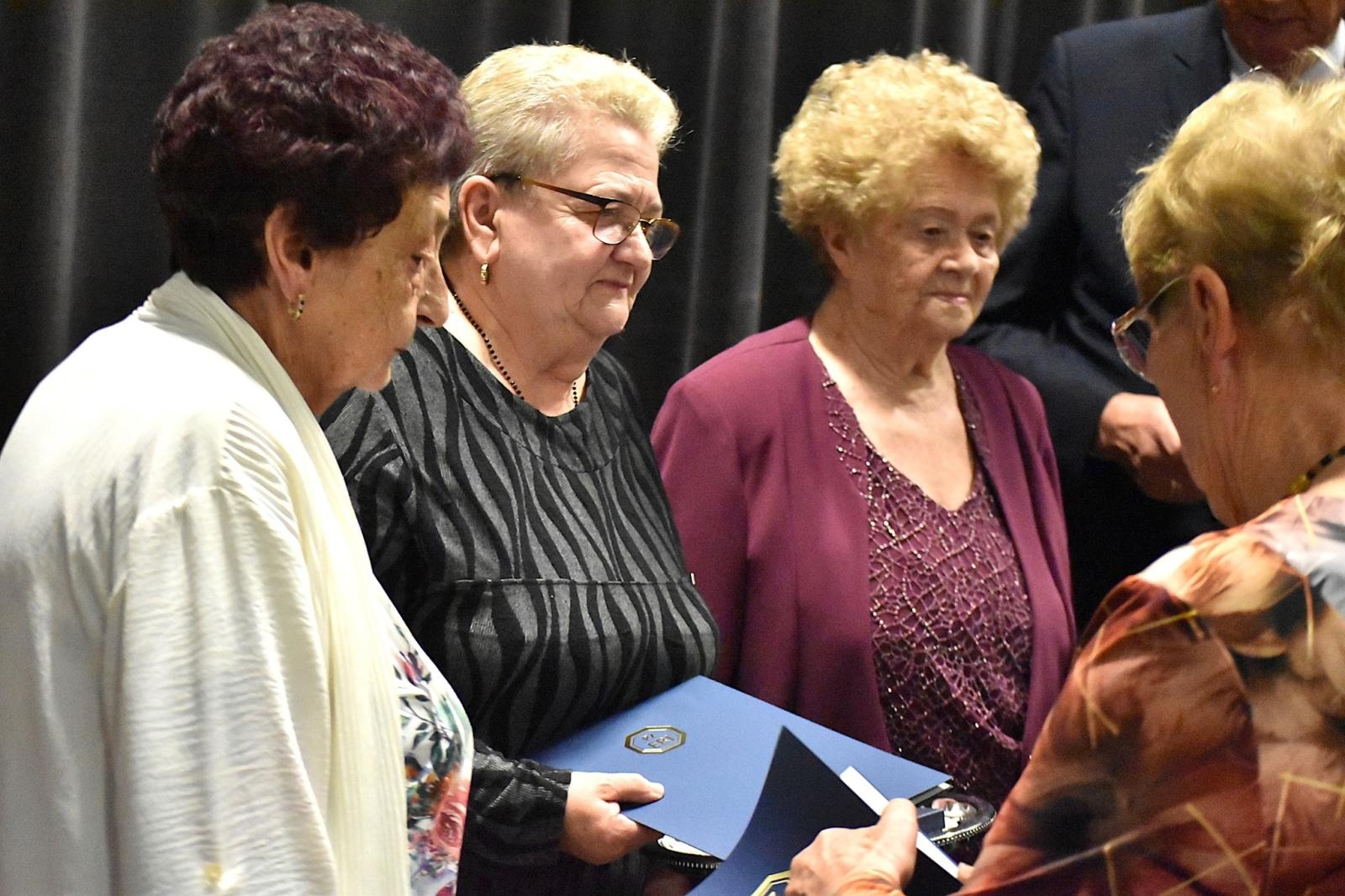 Zdjęcie w galerii na portalu naszwodzislaw.com: Koło emerytów, rencistów i inwalidów z Gołkowic świętowało jubileusz 60-lecia wiadomości z regionu