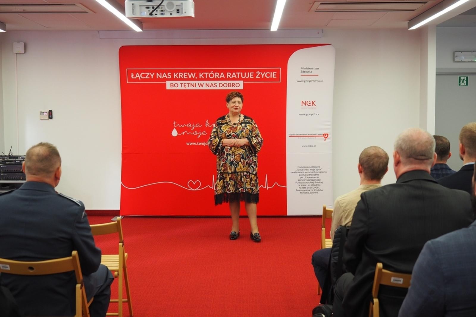 Zdjęcie w galerii na portalu naszwodzislaw.com: Odznaczenia Ministra Zdrowia dla Krwiodawców z raciborskiego Centrum Krwiodawstwa wiadomości z regionu