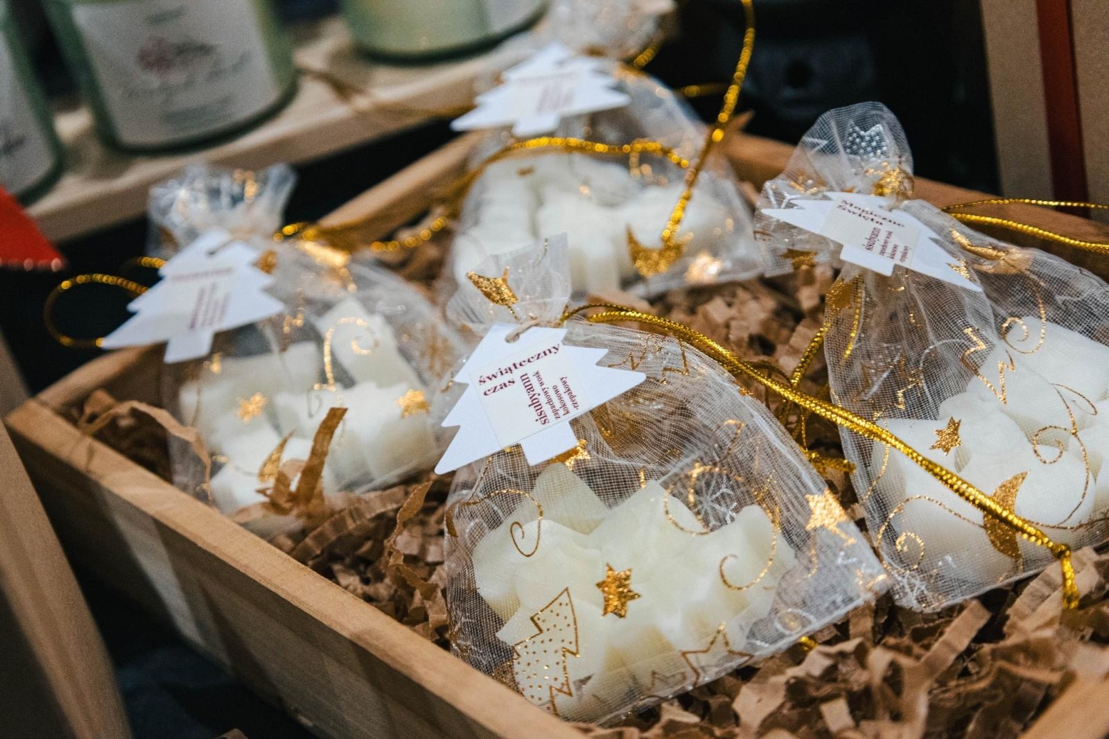 Zdjęcie w galerii na portalu naszwodzislaw.com: Jubileusz Kokoszyckiej Jesieni Artystycznej. X edycja za nami [FOTO] wiadomości z regionu