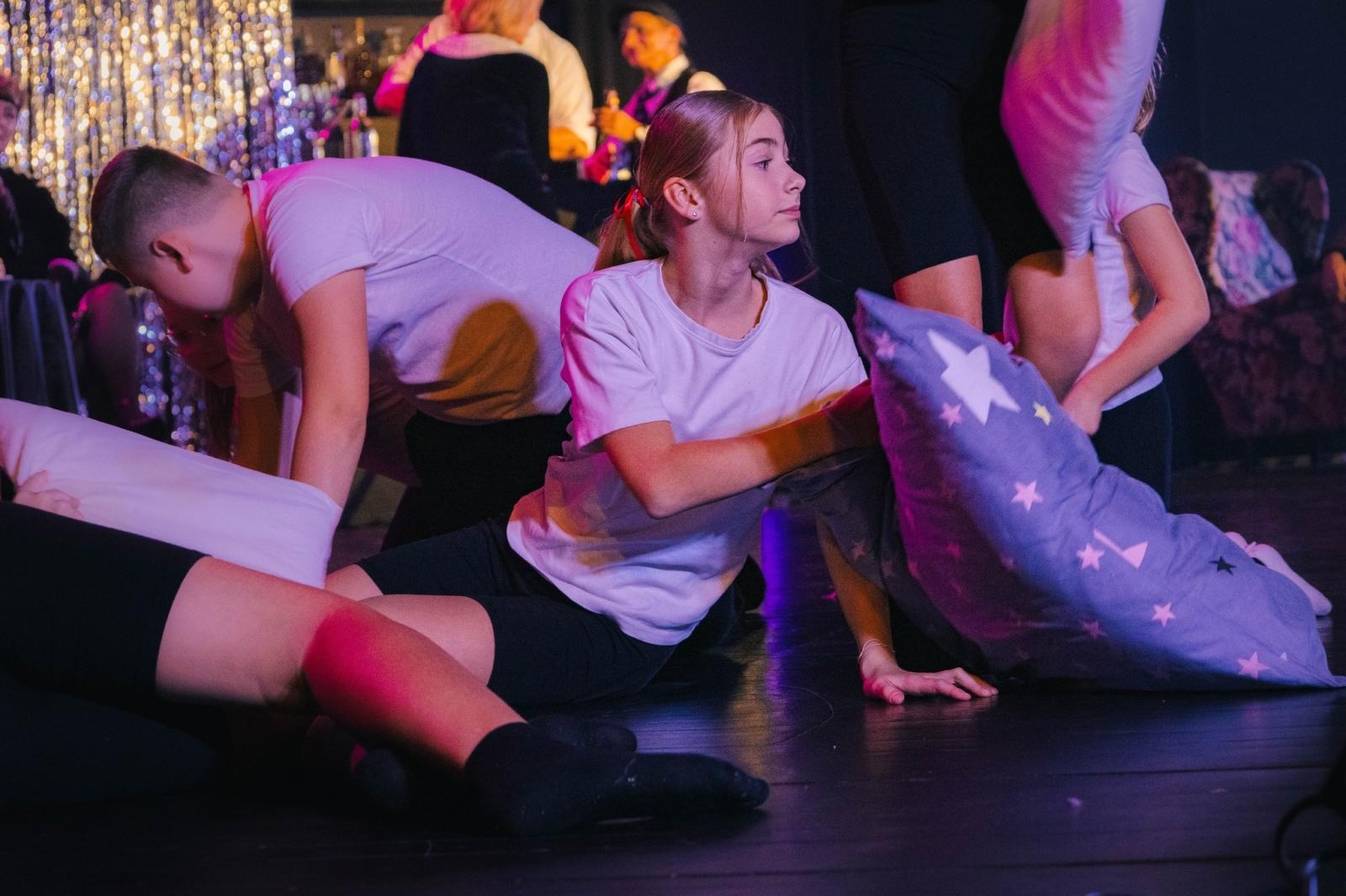 Zdjęcie w galerii na portalu naszwodzislaw.com: Jubileusz Kokoszyckiej Jesieni Artystycznej. X edycja za nami [FOTO] wiadomości z regionu