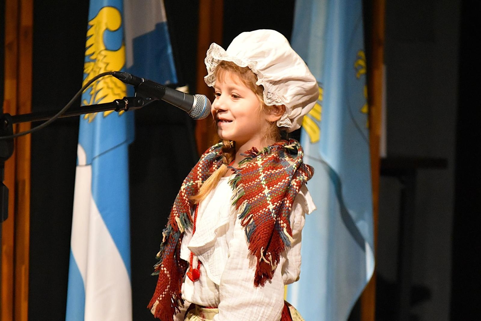 Zdjęcie w galerii na portalu naszwodzislaw.com: Uczniowie z Gminy Godów świetnie zaprezentowali śląską gwarę [FOTO] wiadomości z regionu