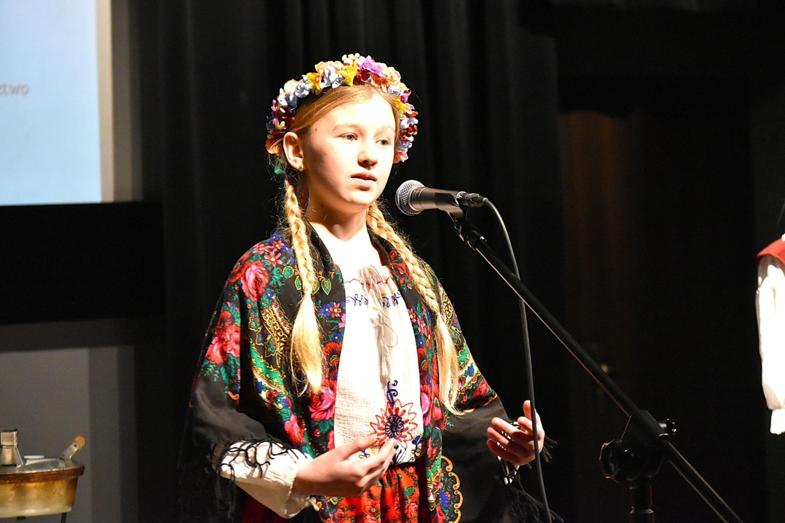 Zdjęcie w galerii na portalu naszwodzislaw.com: Uczniowie z Gminy Godów świetnie zaprezentowali śląską gwarę [FOTO] wiadomości z regionu
