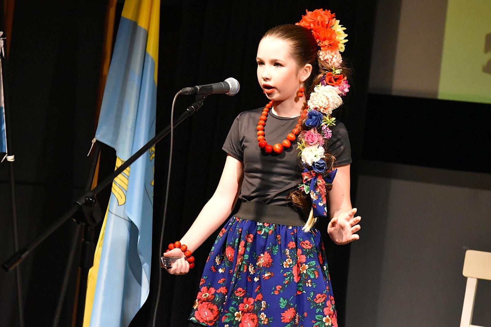 Zdjęcie w galerii na portalu naszwodzislaw.com: Uczniowie z Gminy Godów świetnie zaprezentowali śląską gwarę [FOTO] wiadomości z regionu