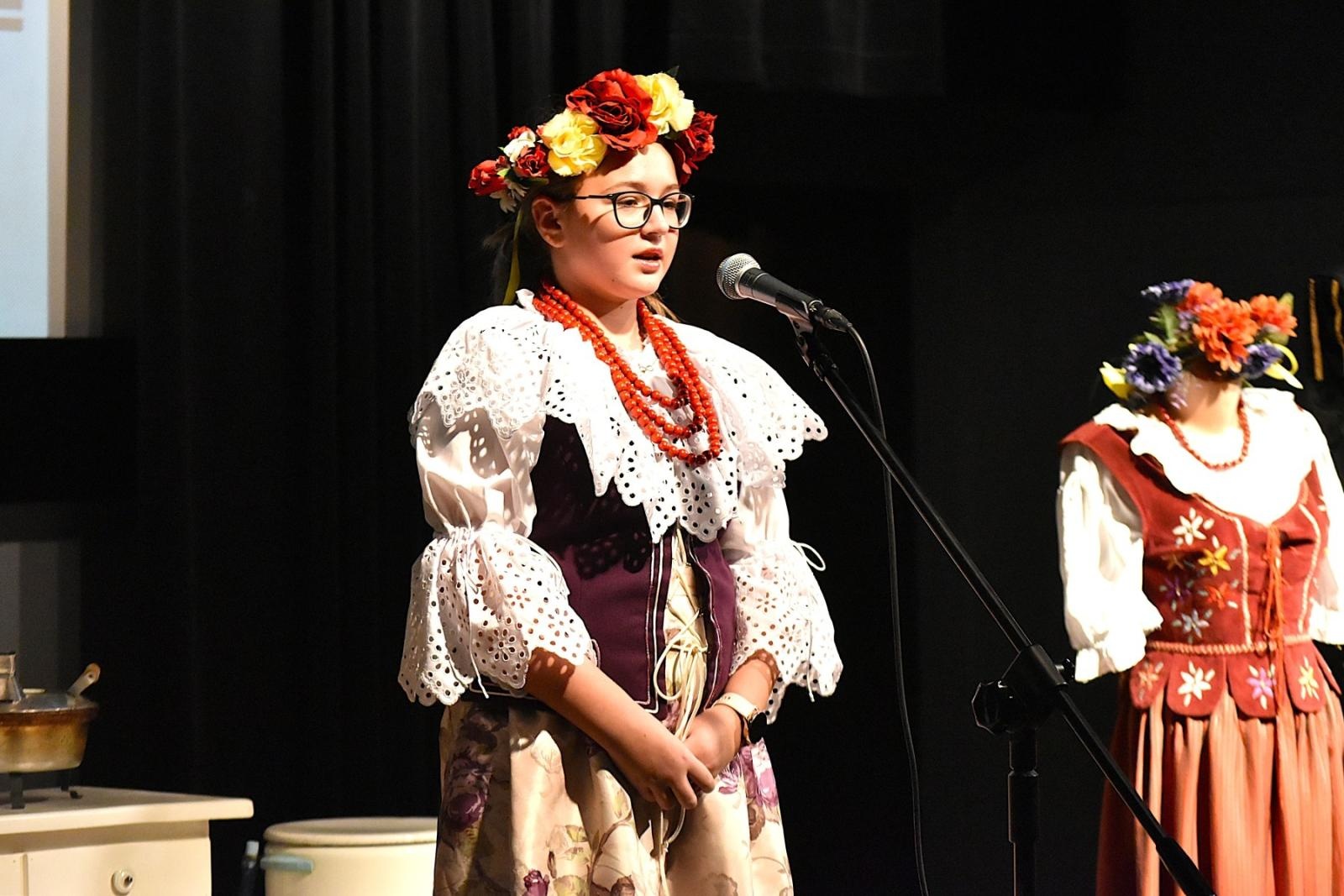 Zdjęcie w galerii na portalu naszwodzislaw.com: Uczniowie z Gminy Godów świetnie zaprezentowali śląską gwarę [FOTO] wiadomości z regionu