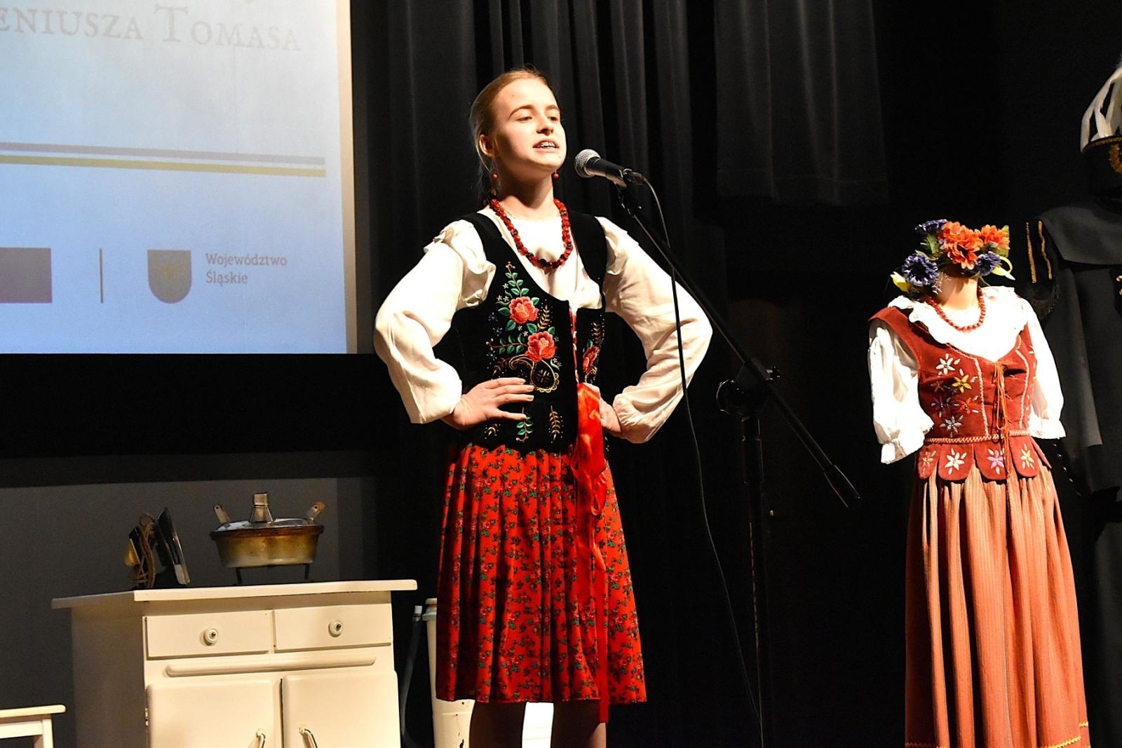 Zdjęcie w galerii na portalu naszwodzislaw.com: Uczniowie z Gminy Godów świetnie zaprezentowali śląską gwarę [FOTO] wiadomości z regionu