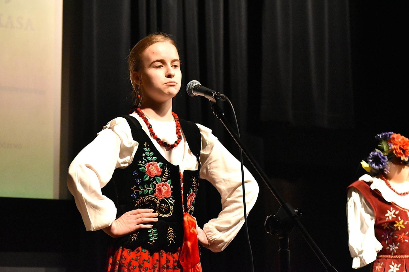 Zdjęcie w galerii na portalu naszwodzislaw.com: Uczniowie z Gminy Godów świetnie zaprezentowali śląską gwarę [FOTO] wiadomości z regionu