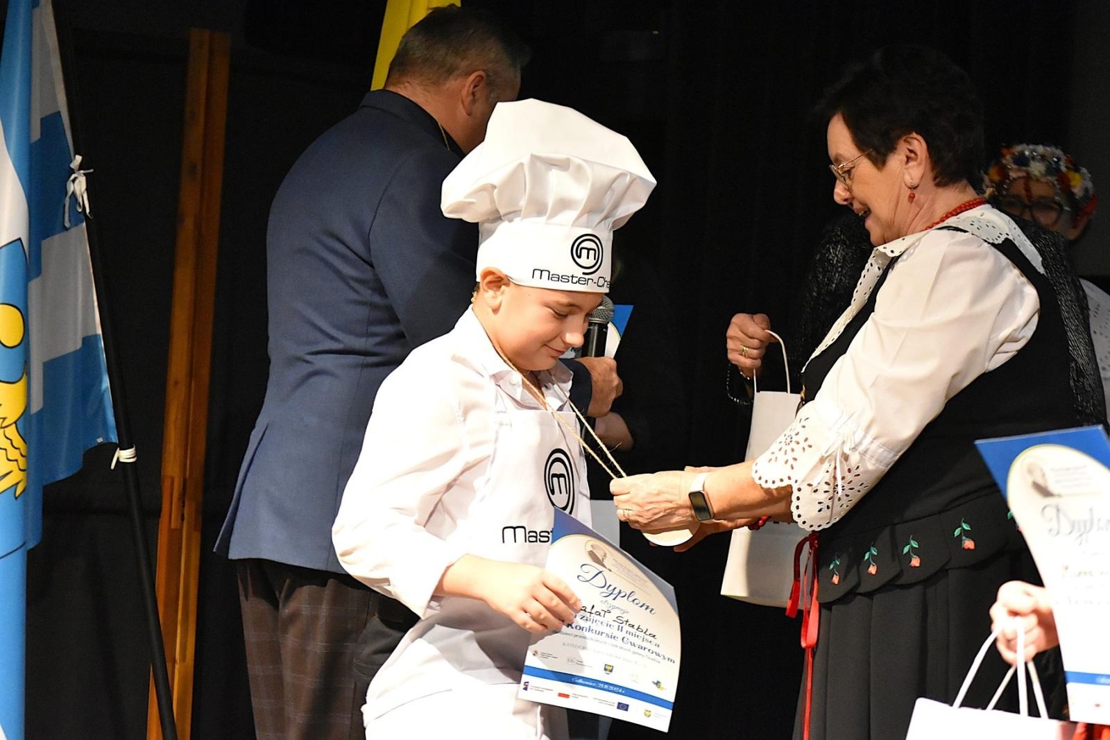 Zdjęcie w galerii na portalu naszwodzislaw.com: Uczniowie z Gminy Godów świetnie zaprezentowali śląską gwarę [FOTO] wiadomości z regionu