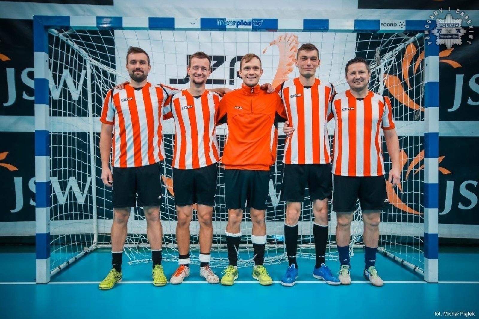 Zdjęcie w galerii na portalu naszwodzislaw.com: Turniej służb mundurowych w Jastrzębiu-Zdroju. Trzecie miejsce wodzisławskich policjantów wiadomości z regionu