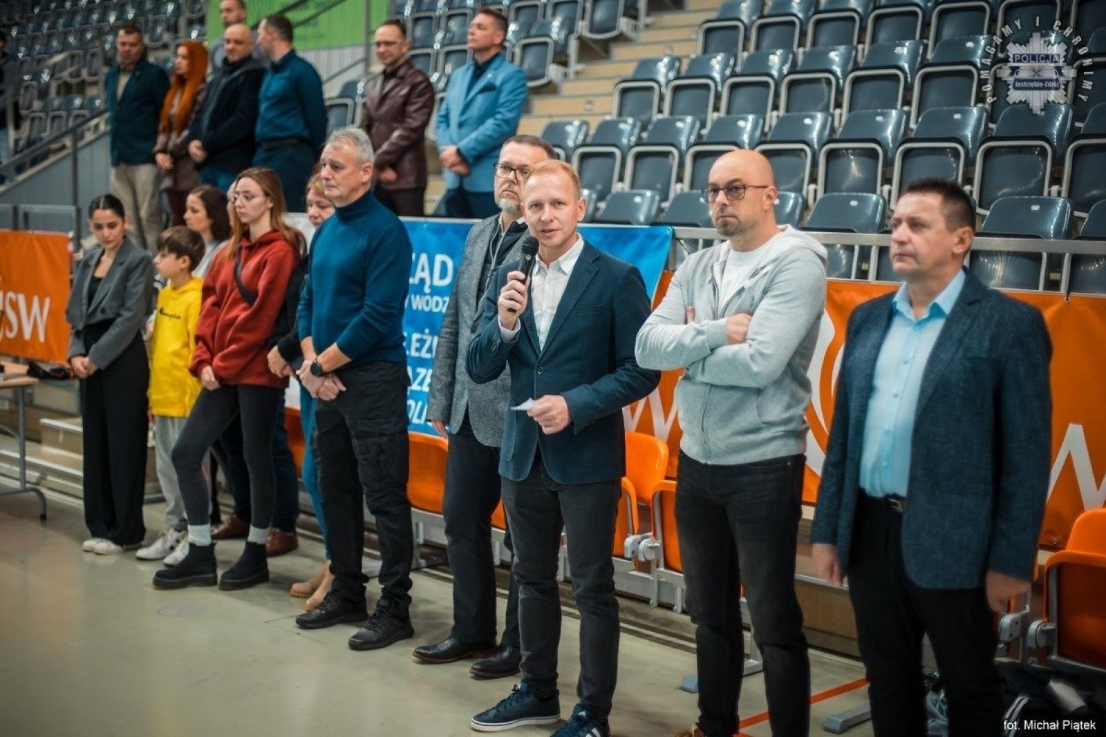 Zdjęcie w galerii na portalu naszwodzislaw.com: Turniej służb mundurowych w Jastrzębiu-Zdroju. Trzecie miejsce wodzisławskich policjantów wiadomości z regionu