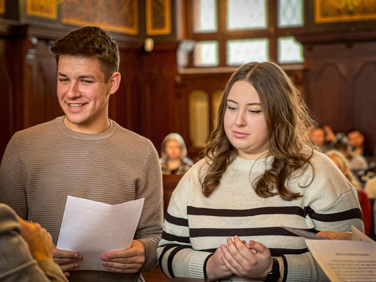 Zdjęcie w galerii na portalu naszwodzislaw.com: Studenci pielęgniarstwa zgłębiają prawo medyczne w raciborskim sądzie. Zajęcia w praktyce wymiaru sprawiedliwości wiadomości z regionu