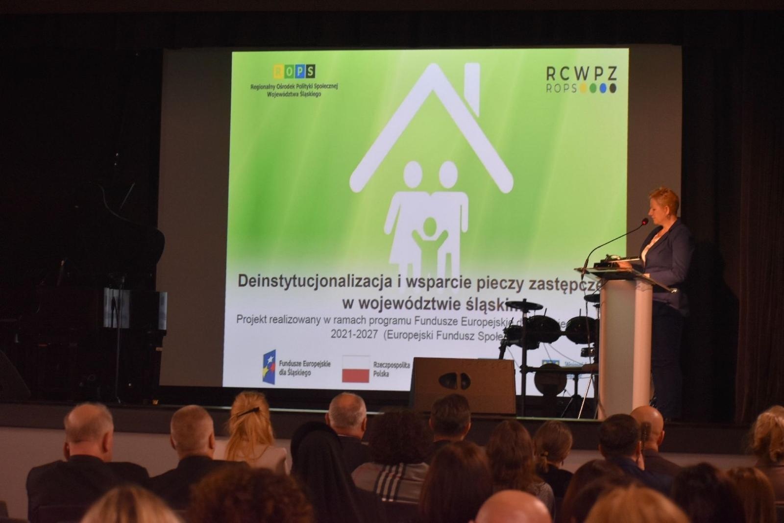 Zdjęcie w galerii na portalu naszwodzislaw.com: Możesz i Ty. Konferencja rodzin zastępczych za nami wiadomości z regionu