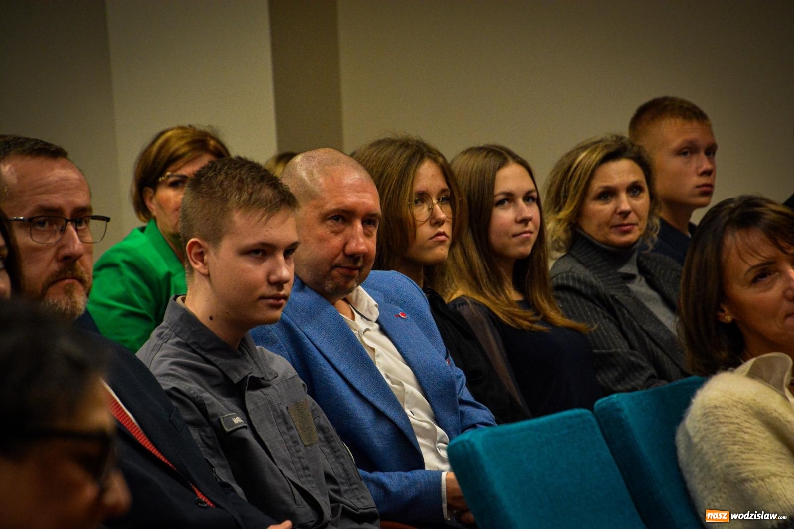 Zdjęcie w galerii na portalu naszwodzislaw.com: Stypendyści premiera odebrali w Raciborzu dyplomy wiadomości z regionu