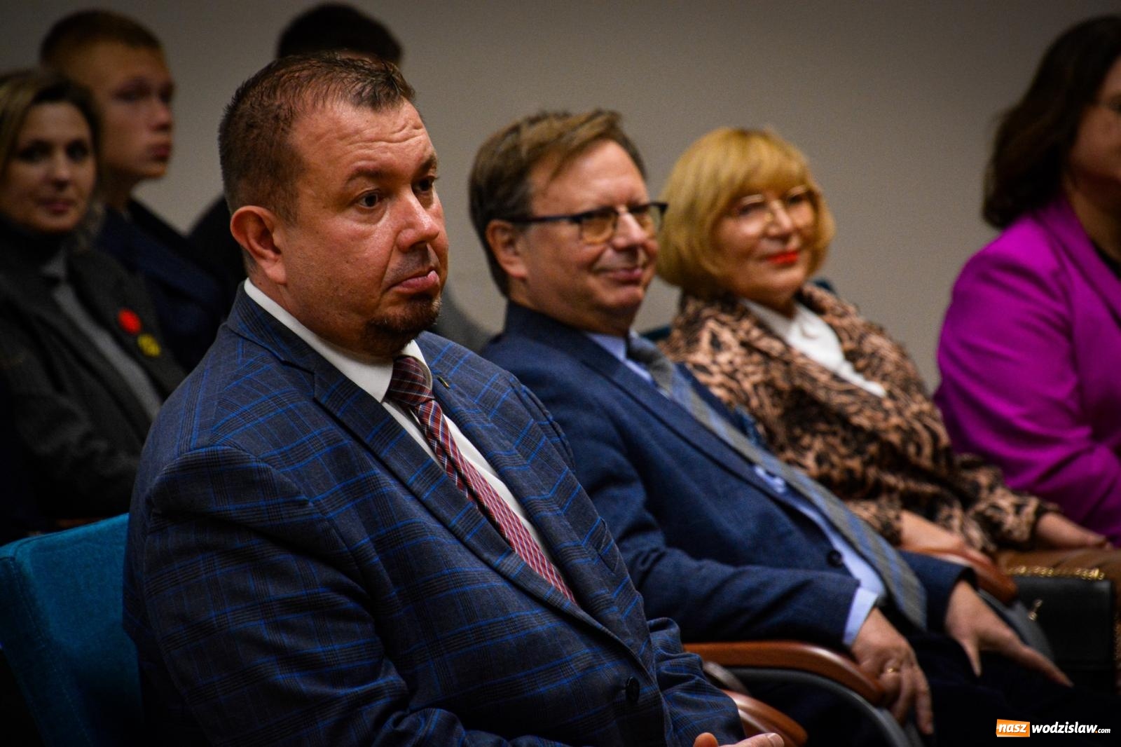 Zdjęcie w galerii na portalu naszwodzislaw.com: Stypendyści premiera odebrali w Raciborzu dyplomy wiadomości z regionu