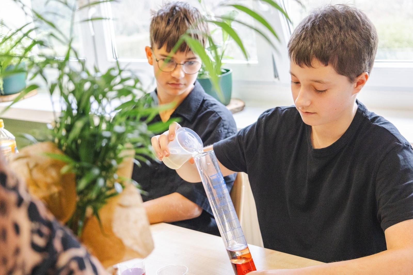 Zdjęcie w galerii na portalu naszwodzislaw.com: W wodzisławskiej SP 2 otwarto Zieloną Pracownię [FOTO] wiadomości z regionu