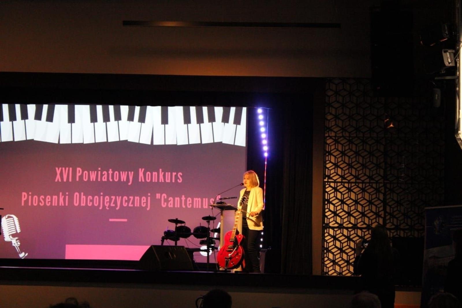 Zdjęcie w galerii na portalu naszwodzislaw.com: Muzyczne talenty powiatu wodzisławskiego. XVI edycja konkursu Cantemus za nami wiadomości z regionu
