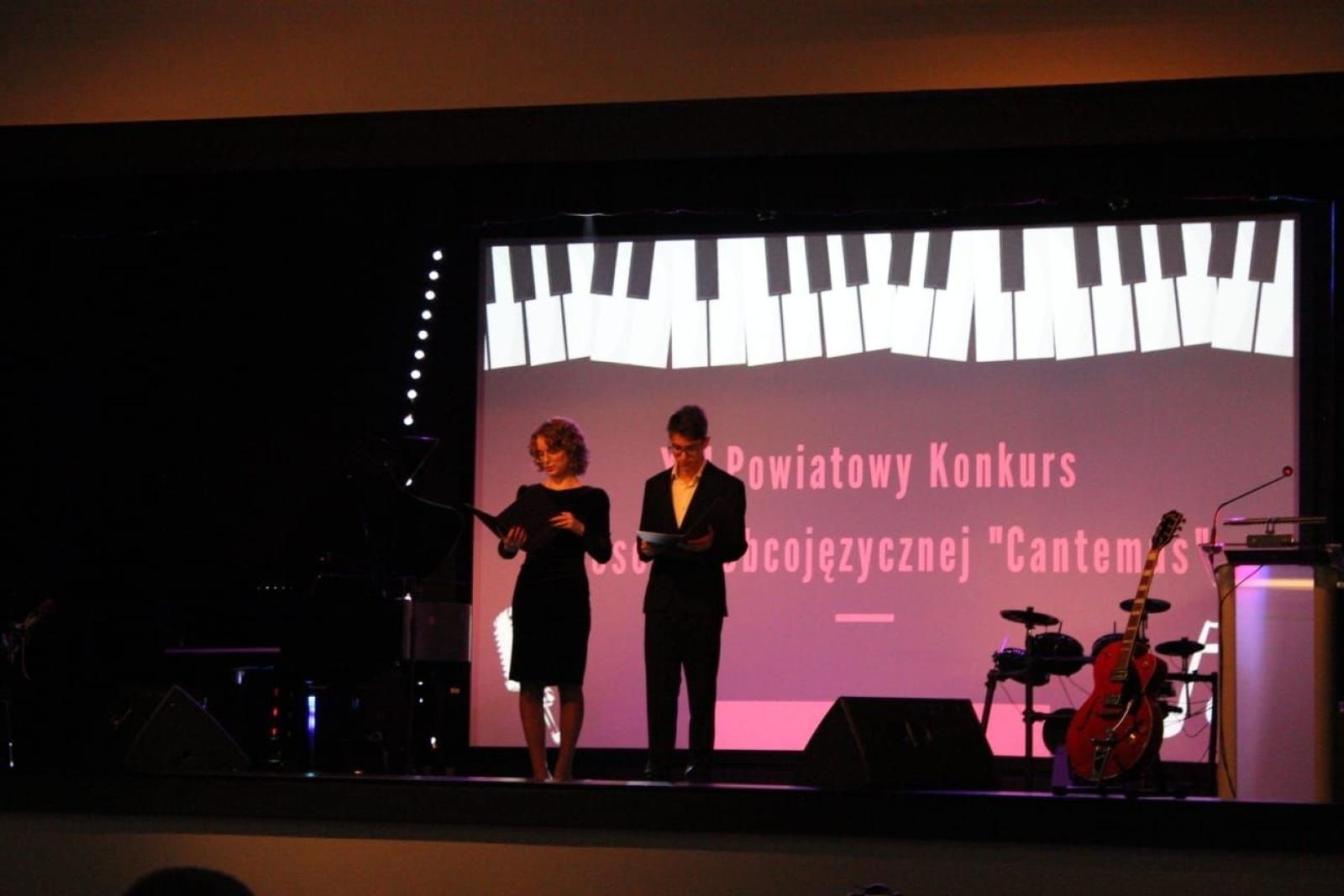 Zdjęcie w galerii na portalu naszwodzislaw.com: Muzyczne talenty powiatu wodzisławskiego. XVI edycja konkursu Cantemus za nami wiadomości z regionu