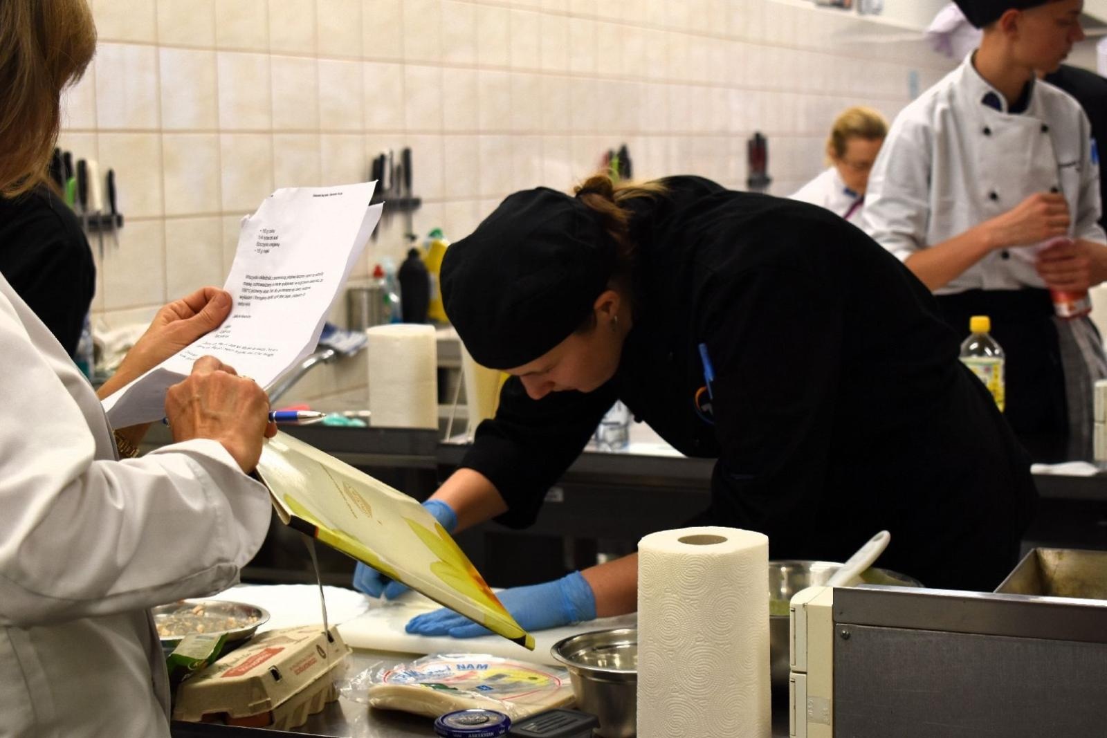Zdjęcie w galerii na portalu naszwodzislaw.com: Kulinarne majstersztyki. Za nami Śląska Jesień Kulinarna [FOTO] wiadomości z regionu