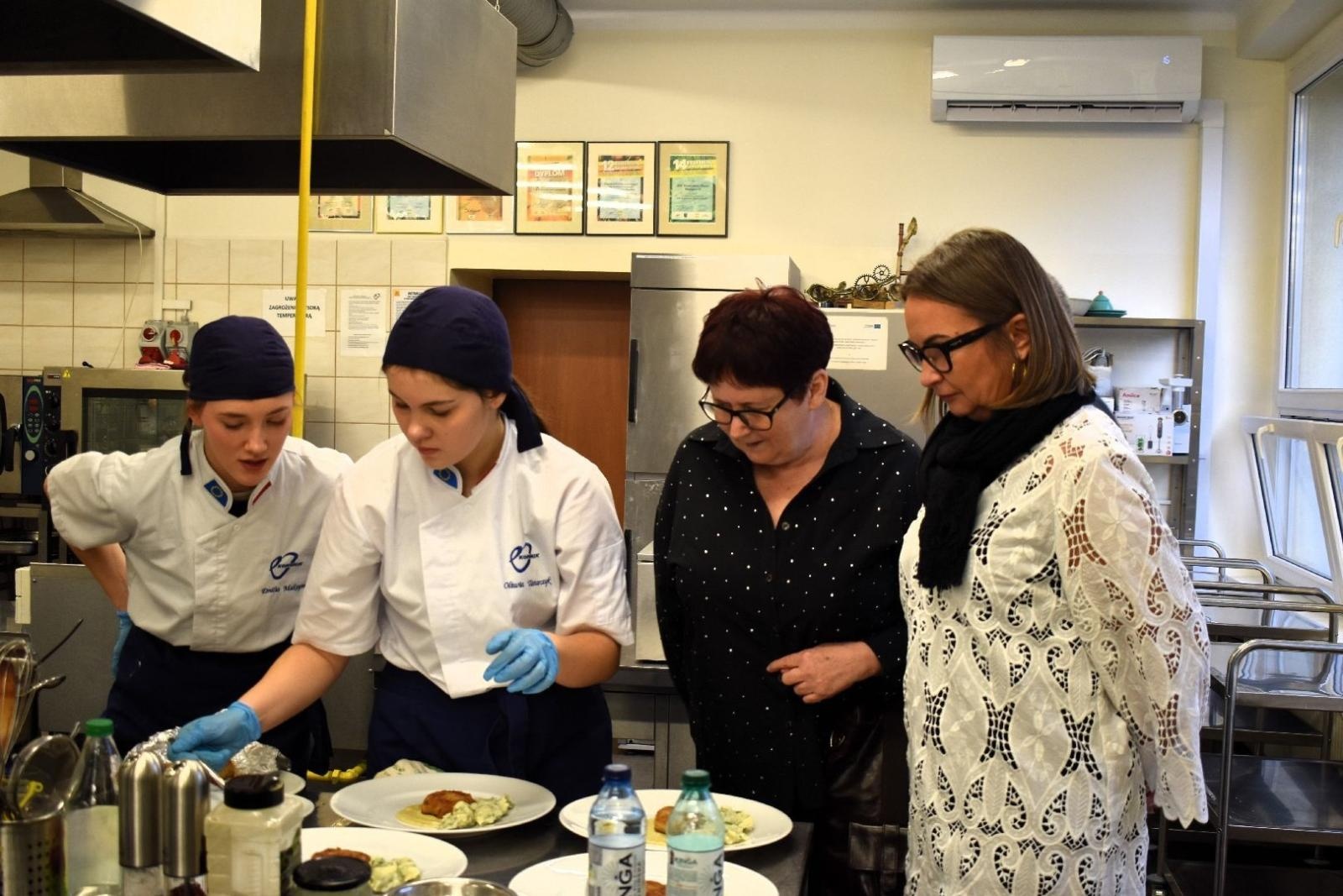 Zdjęcie w galerii na portalu naszwodzislaw.com: Kulinarne majstersztyki. Za nami Śląska Jesień Kulinarna [FOTO] wiadomości z regionu