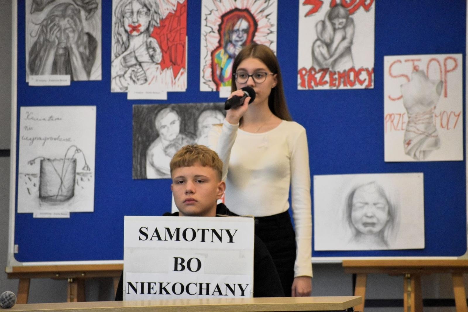 Zdjęcie w galerii na portalu naszwodzislaw.com: (PRZE)MOC. Perspektywa zmian. Konferencja w ramach kampanii Białej Wstążki wiadomości z regionu