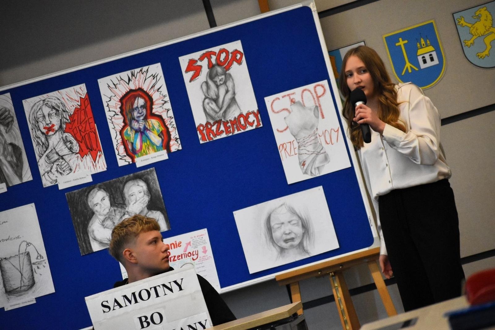 Zdjęcie w galerii na portalu naszwodzislaw.com: (PRZE)MOC. Perspektywa zmian. Konferencja w ramach kampanii Białej Wstążki wiadomości z regionu