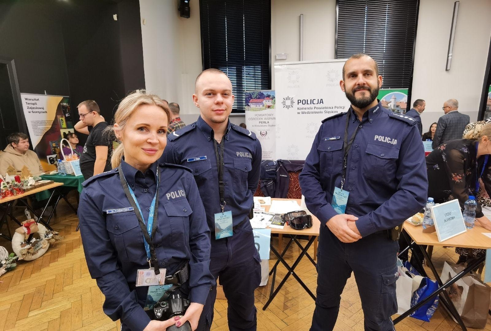 Zdjęcie w galerii na portalu naszwodzislaw.com: Targi informacyjne dla osób z niepełnosprawnościami za nami wiadomości z regionu