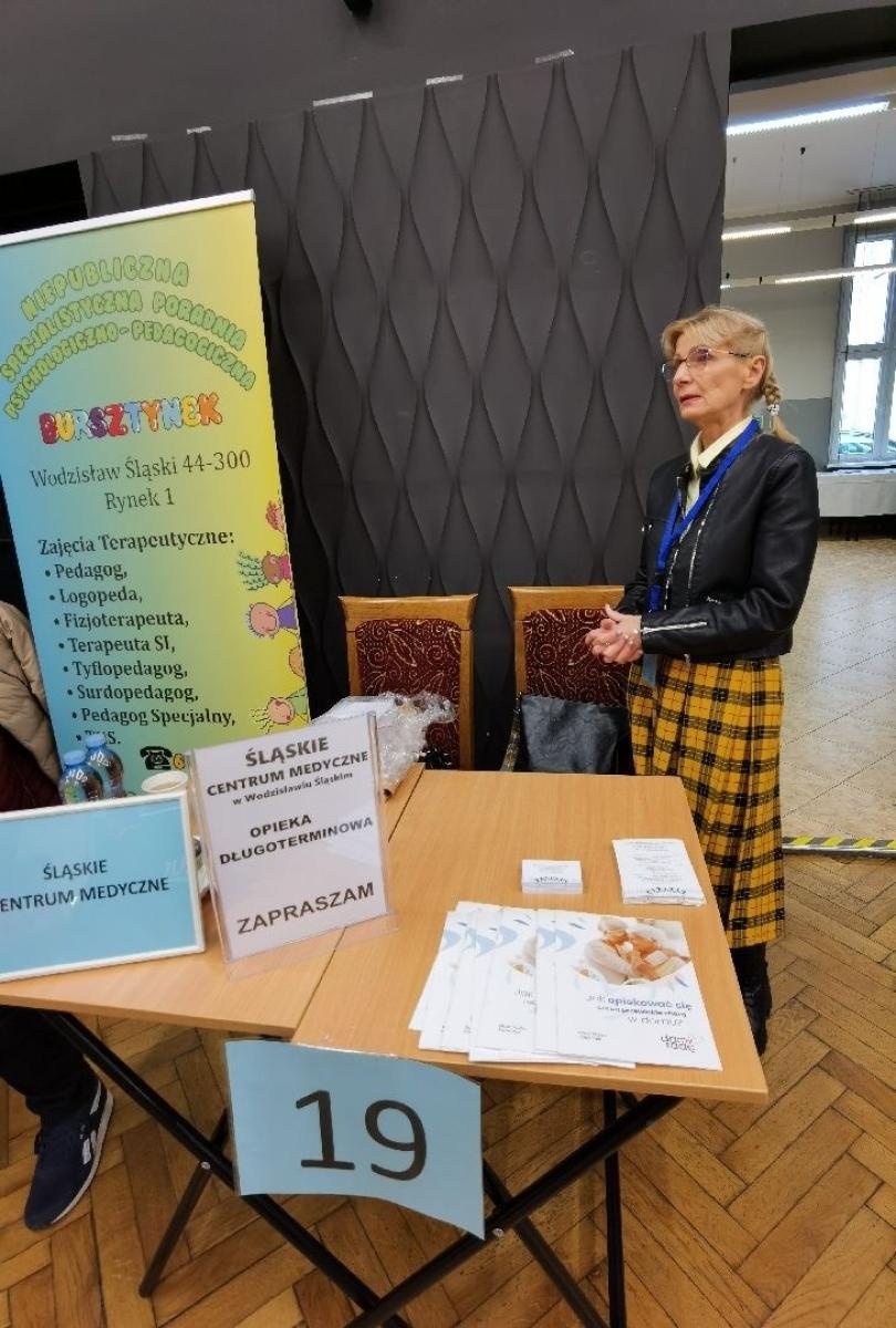 Zdjęcie w galerii na portalu naszwodzislaw.com: Targi informacyjne dla osób z niepełnosprawnościami za nami wiadomości z regionu