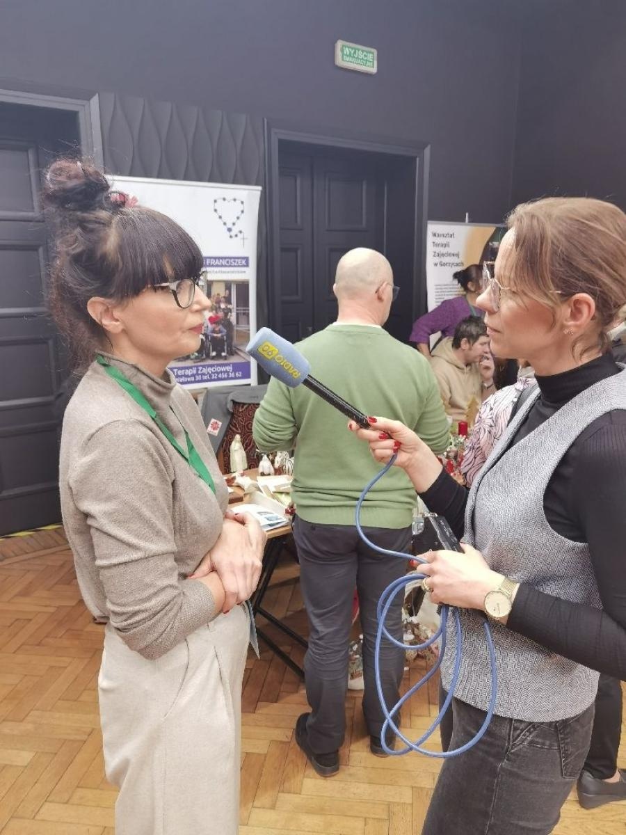 Zdjęcie w galerii na portalu naszwodzislaw.com: Targi informacyjne dla osób z niepełnosprawnościami za nami wiadomości z regionu