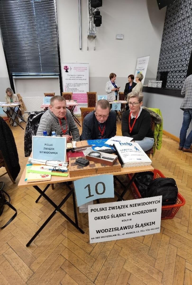 Zdjęcie w galerii na portalu naszwodzislaw.com: Targi informacyjne dla osób z niepełnosprawnościami za nami wiadomości z regionu