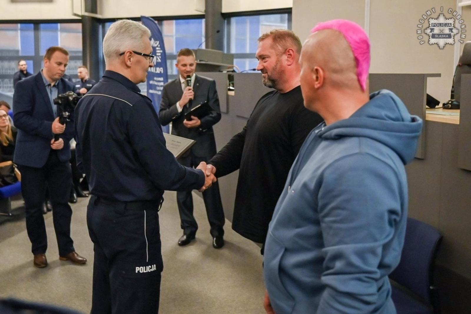 Zdjęcie w galerii na portalu naszwodzislaw.com: Konferencja Barierom na przekór w komendzie wojewódzkiej w Katowicach wiadomości z regionu